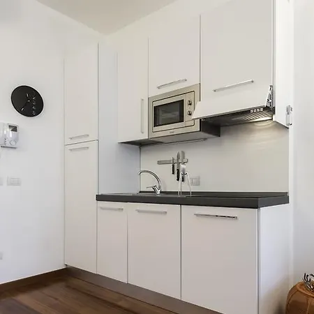 Apartamento Piazza De Angeli - Rentclass Betly Milão