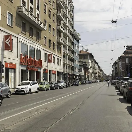 Piazza De Angeli - Rentclass Betly Apartamento