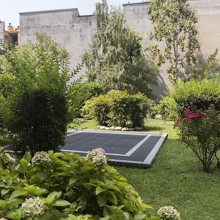 Piazza De Angeli - Rentclass Betly Apartamento Milão